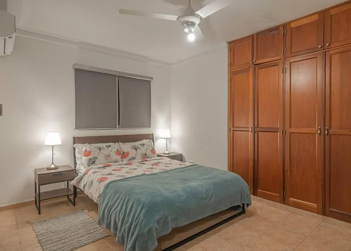 Escape Apt Steps To Downtown Center Mall In Mirador Norte Santo Domingo che accetta animali