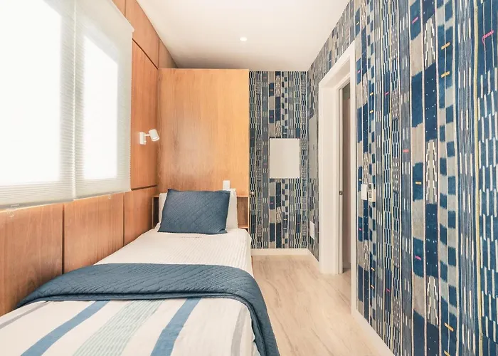 Newly Added El Portillo 2BR Apt Abra Grande