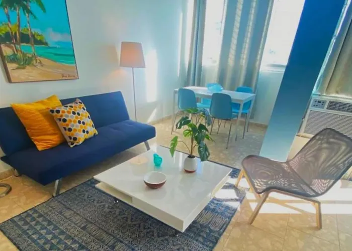 Pool Beachfront 2 Bedroom Condado Beach San Juan