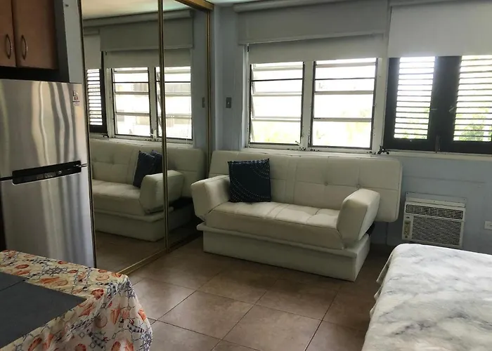 3 C One Block From The Beach Kingsville Studio San Juan admite animales