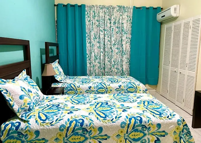 Uwi Villa Runaway Bay