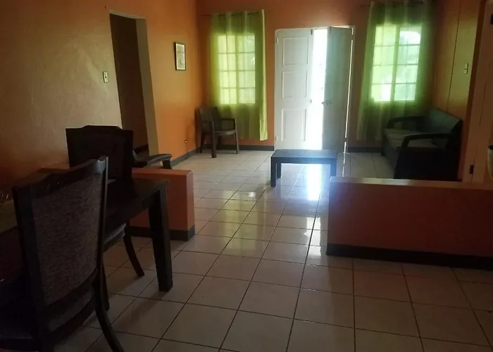Unity Villa Near Montego Bay And Beaches Free Wifi 2Bedrooms