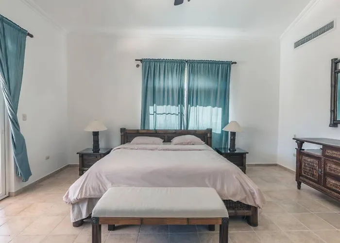 Flexible Y Luminosa Villa Club De Golf Punta Cana aceita animais de estimação