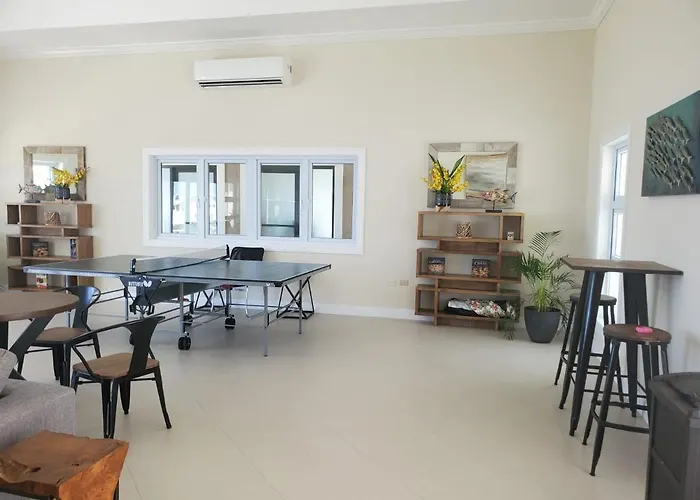 Mcnificent Royal Manor Hotel Lucea