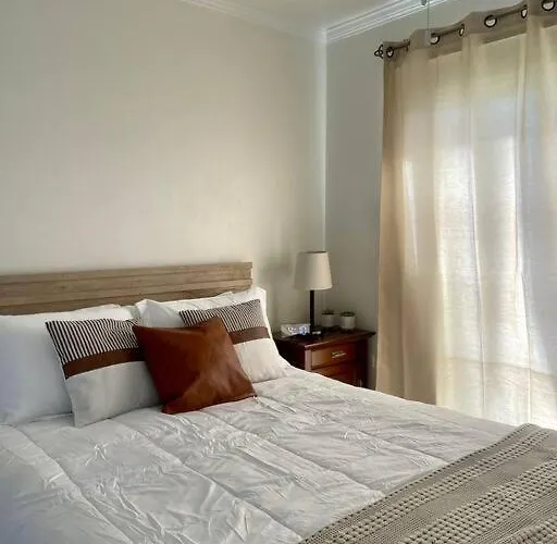 Pet friendly Airport View Apartments George Town