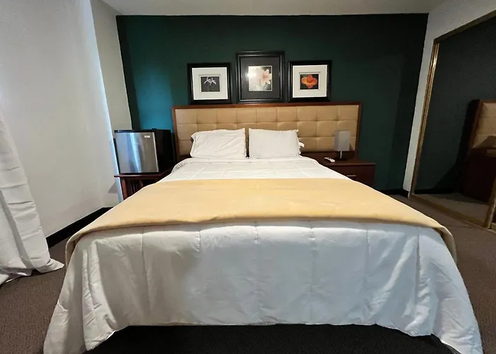 Sj Suites Hotel San Juan