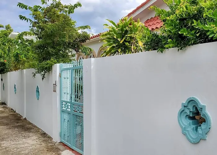 Casa Tortuga - Luxury By The Beach & Close To All! San Juan