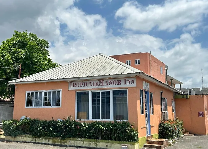 Tropical Manor Inn - Kingston