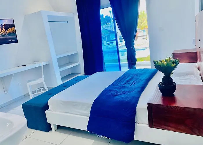 Apart Hotel Paredes Samana