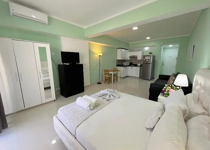 Vacation Studios With Rooftop Pool, Beach Club, Spa, Restaurants - Ducassi Collection - Playa Los Corales Punta Cana