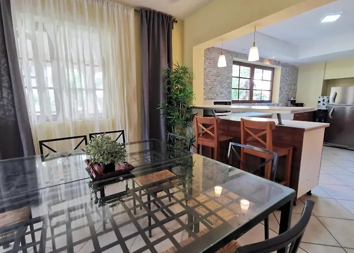 Tropicana Suites Deluxe Beach Club And Pool - Playa Los Corales Punta Cana