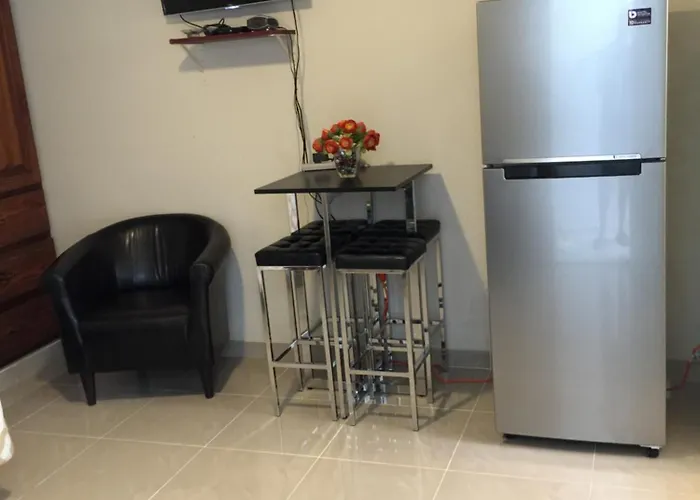 Cozy Studios-Private Entrance- Hs Internet-Ac-Hot Water-Backup Generator-Near The Beach Puerto Plata