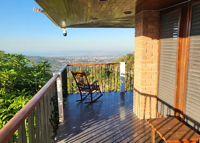 Tranquility Estate Bed & Breakfast Kingston