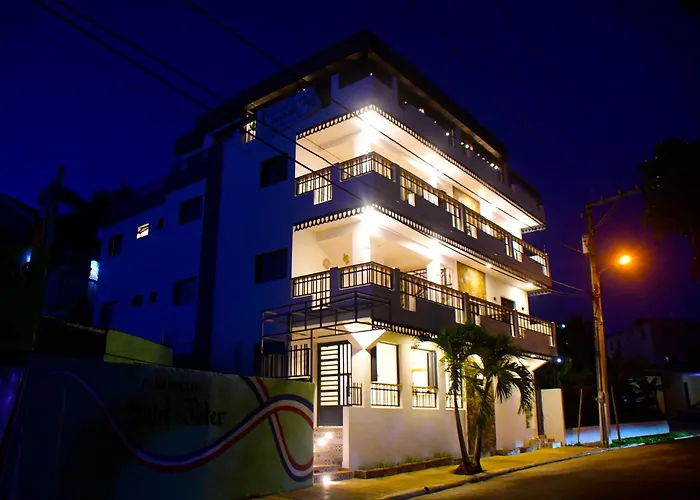 Hostal Marina Samana