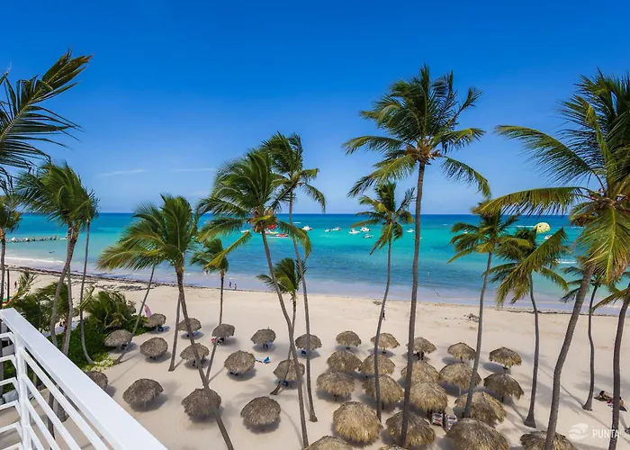 Beachfront Punta Cana Condo For Rent - Ocean View, Private Terrace, And Bbq acceptant les animaux