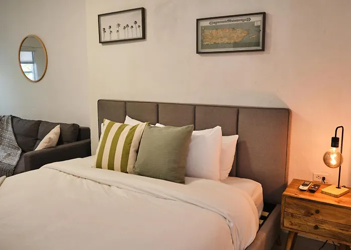 Aura House Isla Verde San Juan