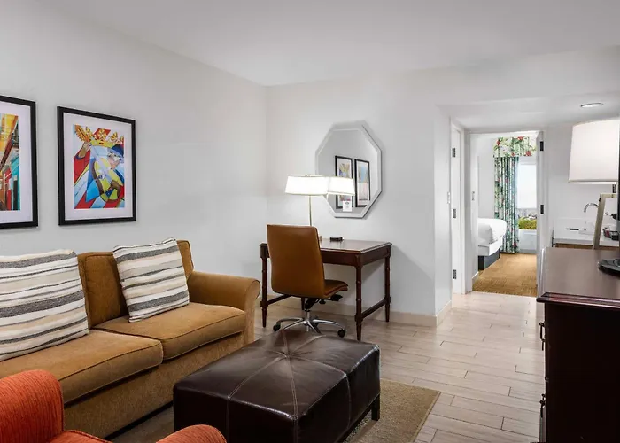 Hampton Inn & Suites San Juan Carolina