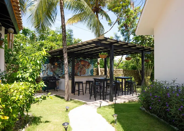 Garden By The Sea Bed & Breakfast Sosua - 4 star Hotel