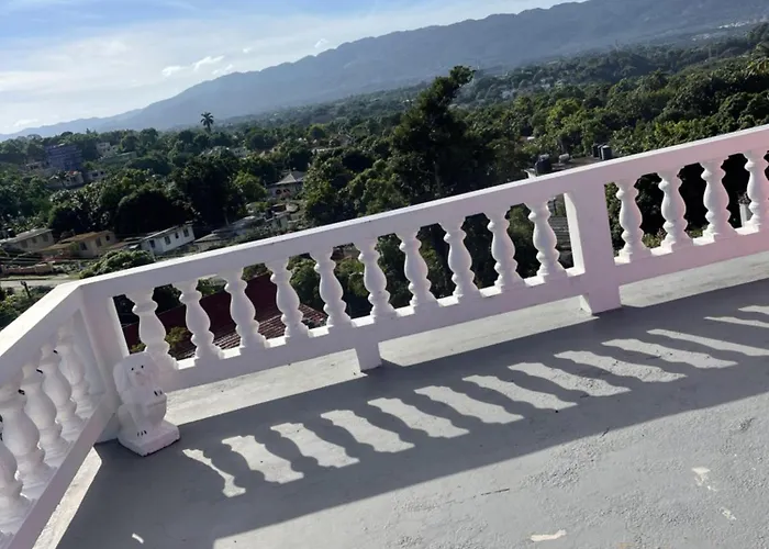 Three Palm Villa Montego Bay