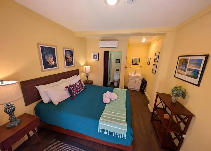 Waterside Inn Vieques