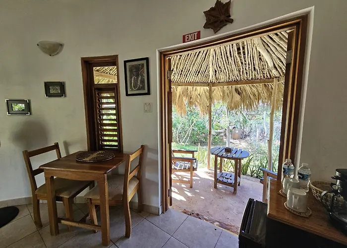 Kudehya Guesthouse Treasure Beach