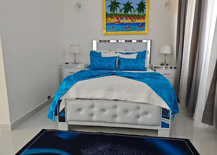 Residencial Las Estrellas Boca Chica 