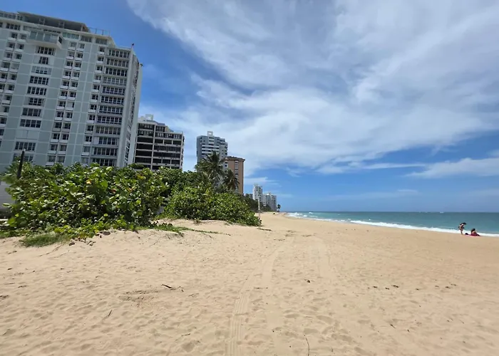 Breathtaking 3-Br Beachside Apt San Juan