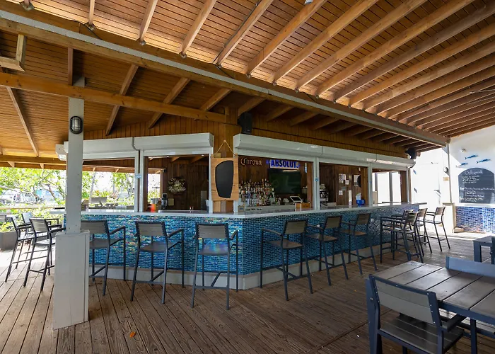 Salinas Hotels