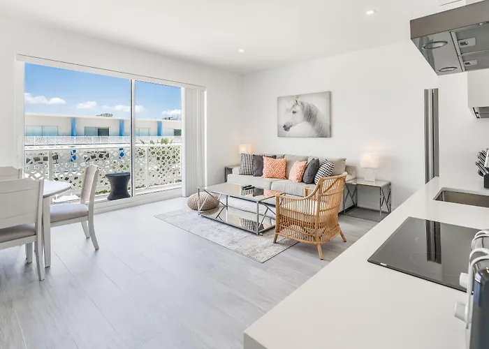 Cayman Luxury Rentals At The Grove West Bay