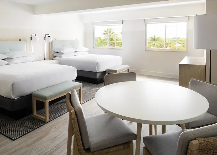 Comfort Suites Seven Mile Beach George Town