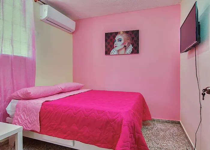 Queen Of Hearts Apartahotel Santo Domingo