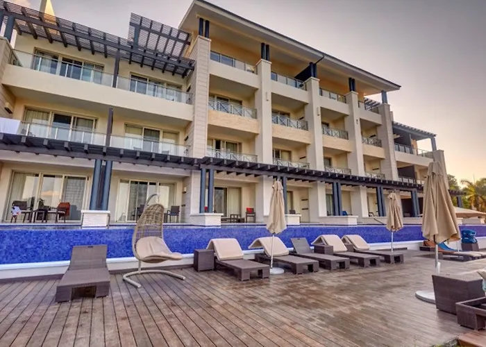 Boutique Grand Lido Negril Resort