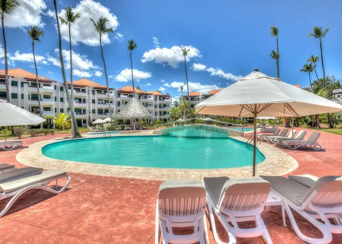 Huisdiervriedelijke Scenic Oceanfront Apartment With A Walking Distance To The Beach - L-202 Punta Cana