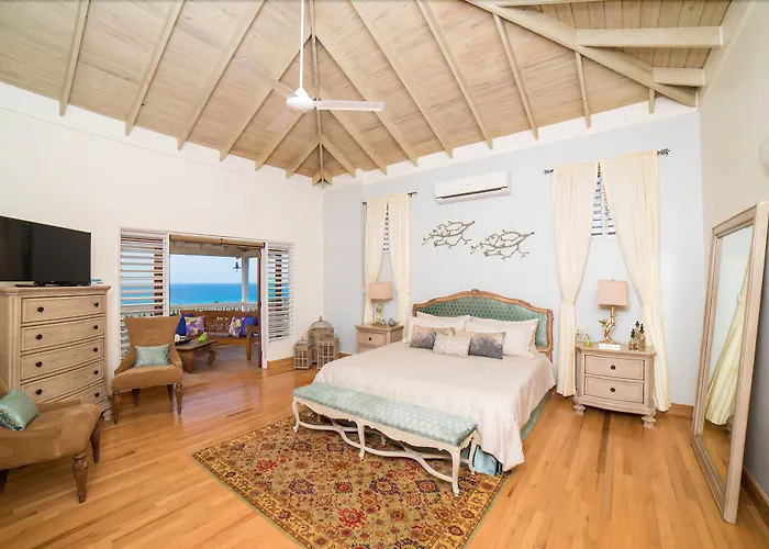 Mills Villa By Jamaican Treasures Runaway Bay with Pool